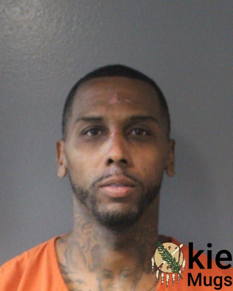 Booking photo of Tory Donquez Rogers