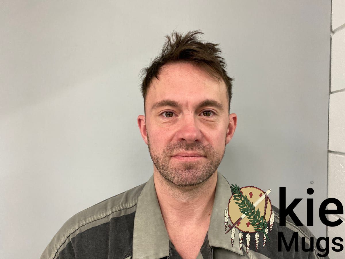 Booking photo of Drew Stratton