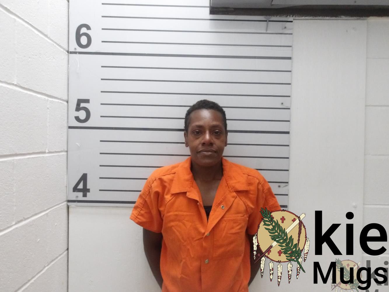 Booking photo of Tierra J Hutt