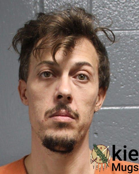 Booking photo of Thomas Leach