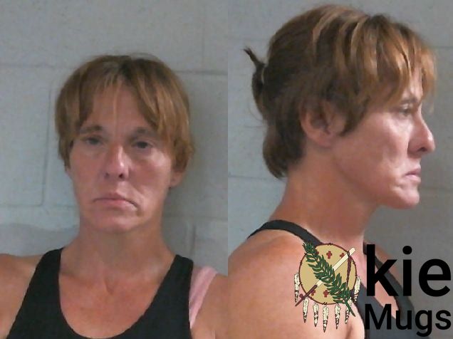 Booking photo of Contessa Renae Lowe