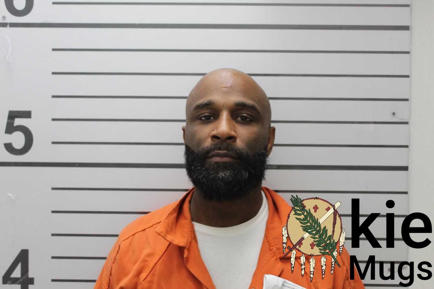 Booking photo of Darrien Marcell Thomas