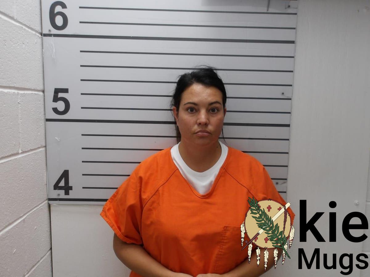 Booking photo of Shadoe Marie Moore