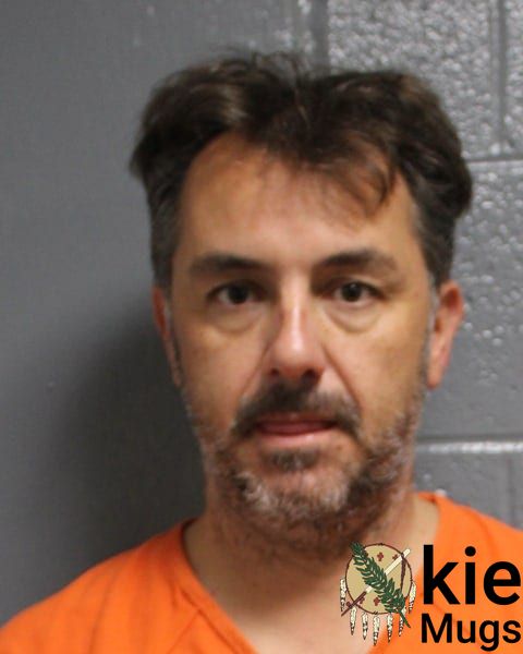 Booking photo of Justin E Mullenax