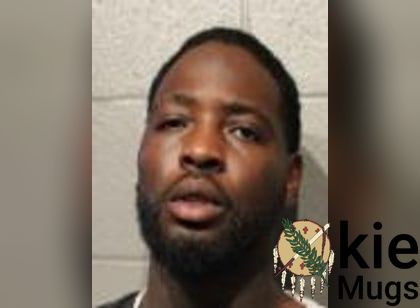Booking photo of Sheldon Trevon Thompson