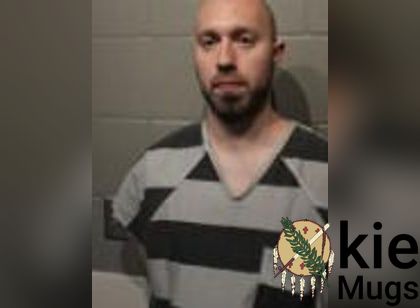Booking photo of Darryll Lossen Reeves