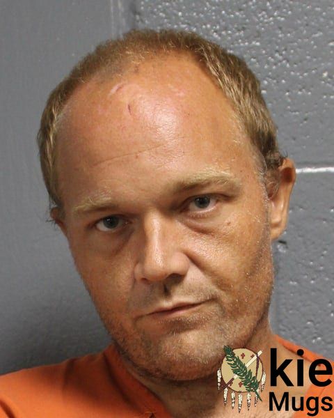 Booking photo of Austin Shane Thompson