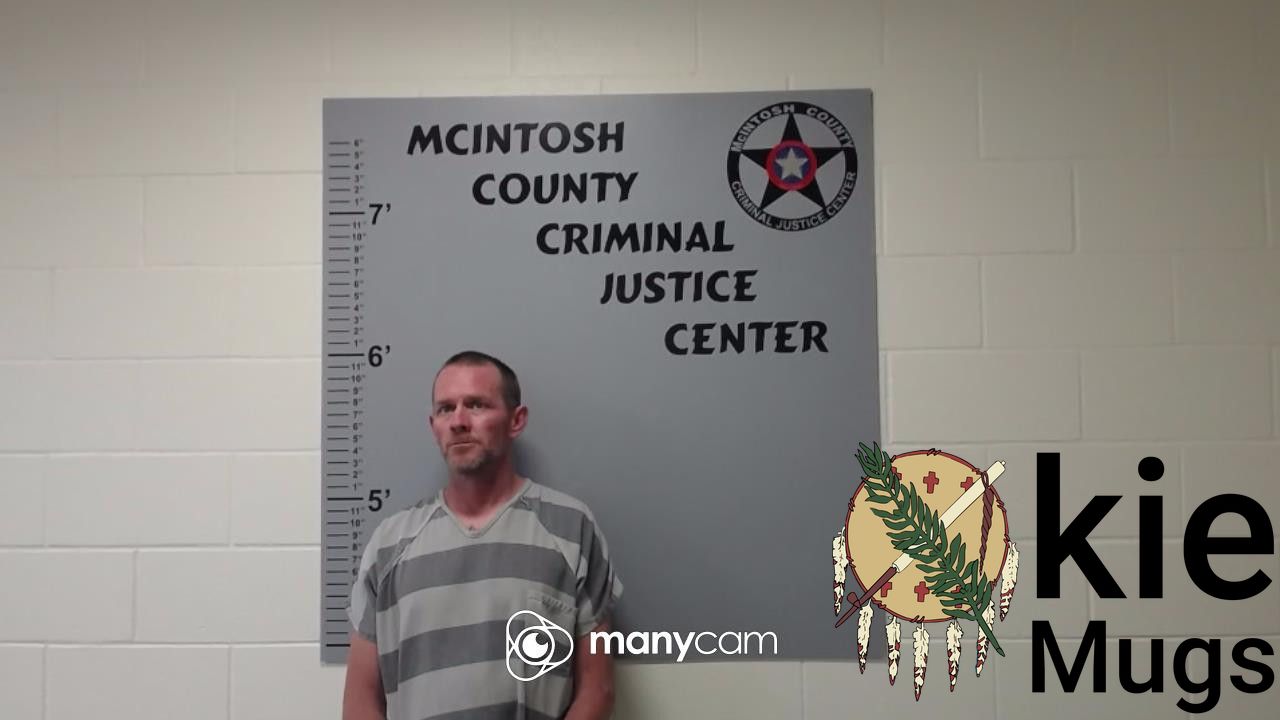 Booking photo of BRANDON MICHAEL DAVIS