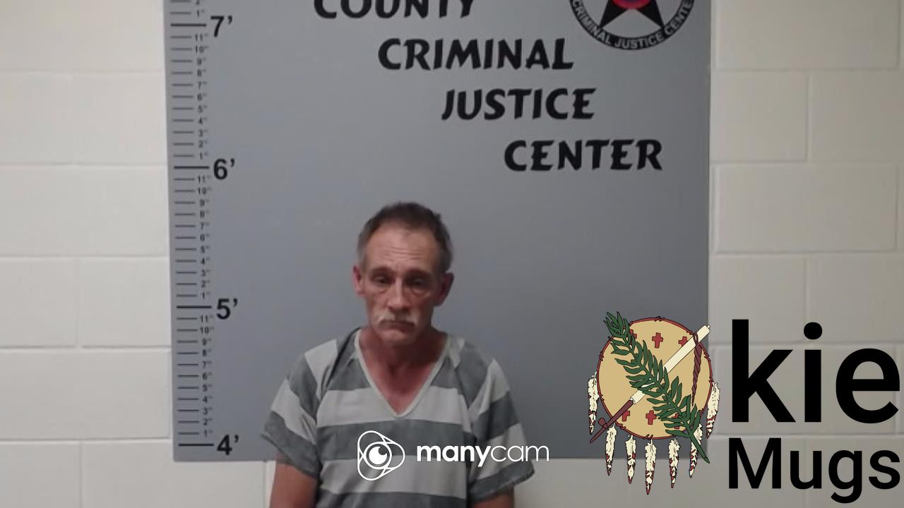 Booking photo of CLIFTON LEE STUART