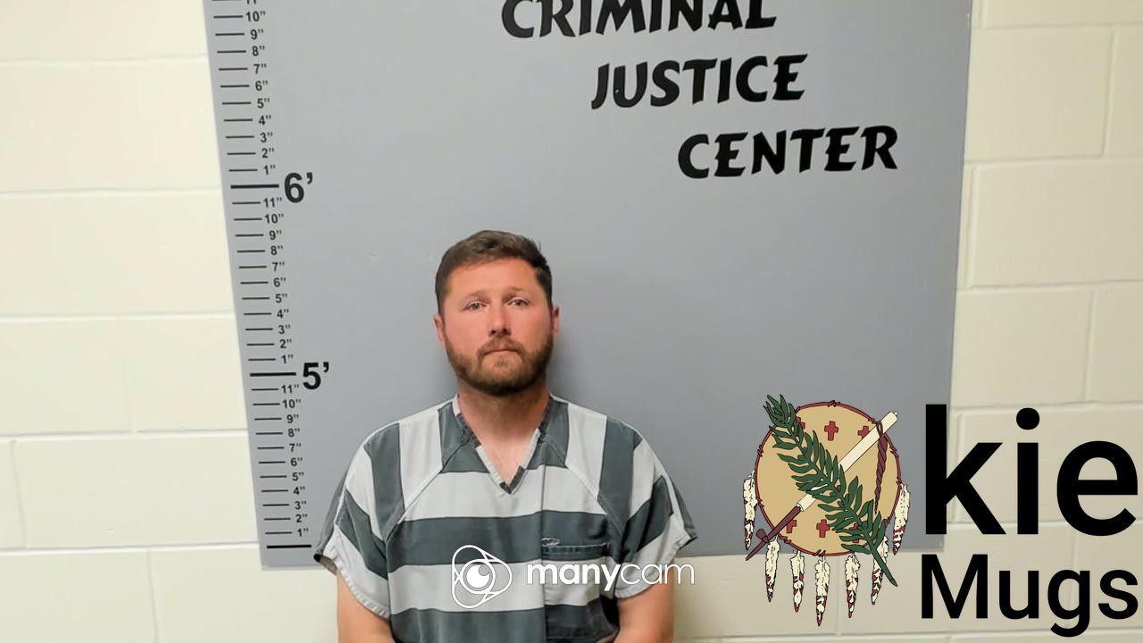 Booking photo of DAULTON WAYNE FARMEN