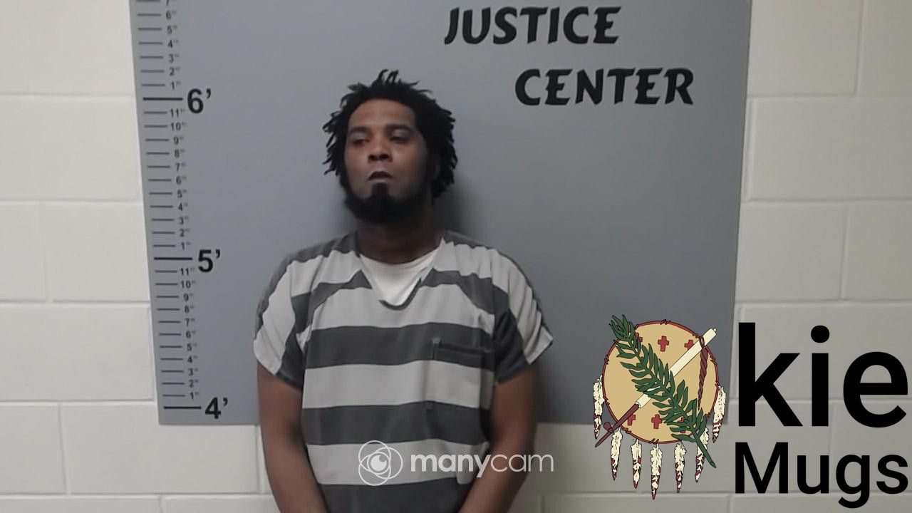 Booking photo of DEONDRE MARQUEL OWENS