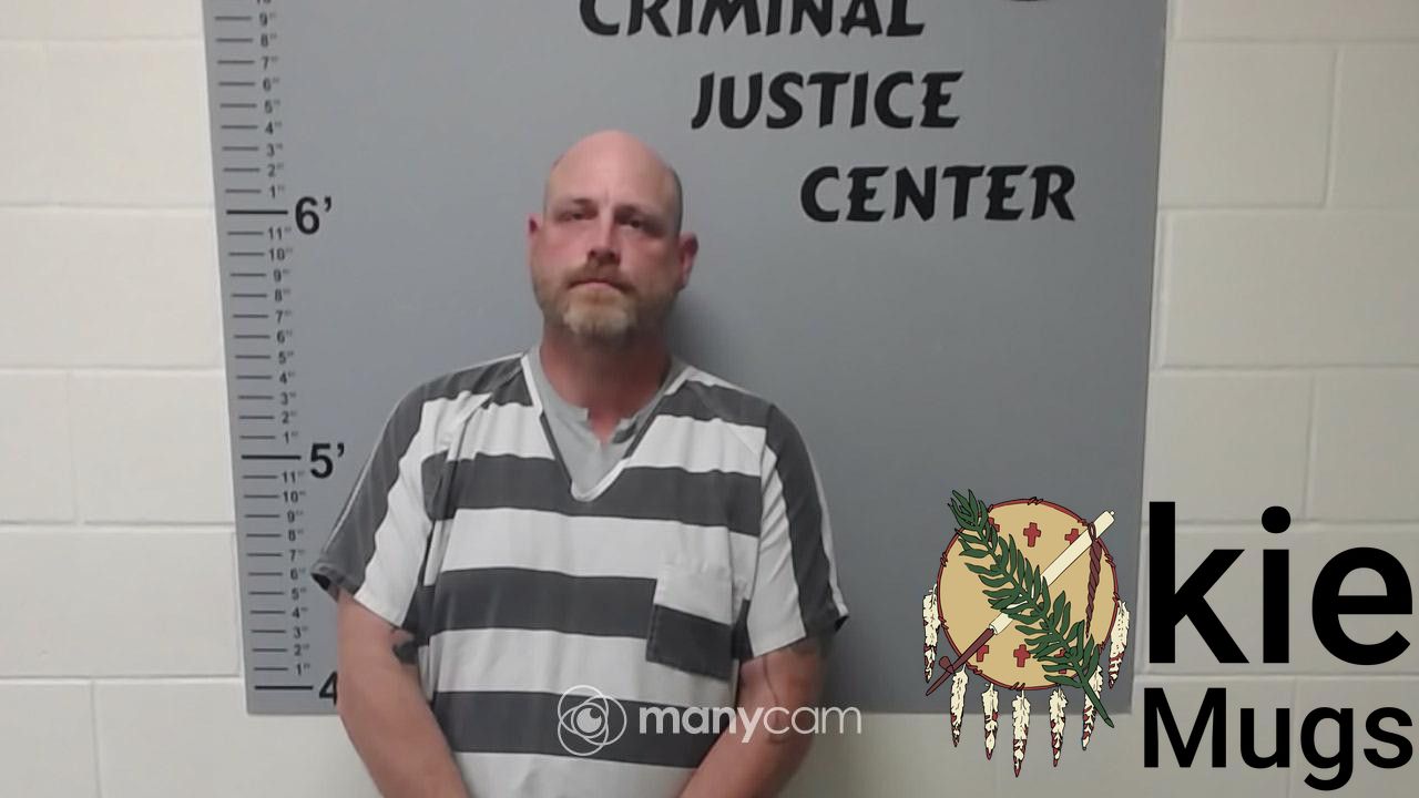 Booking photo of JONATHAN WAYNE HAMPTON