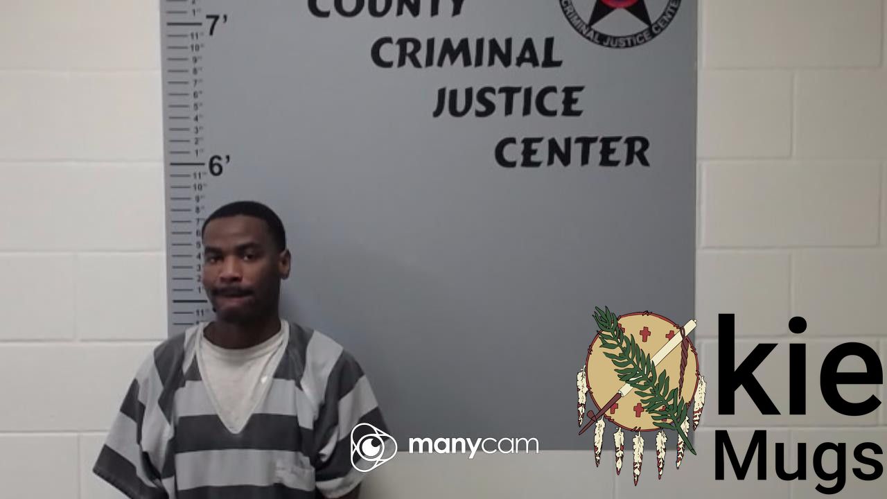 Booking photo of LADELL DASHAWN FIELDS