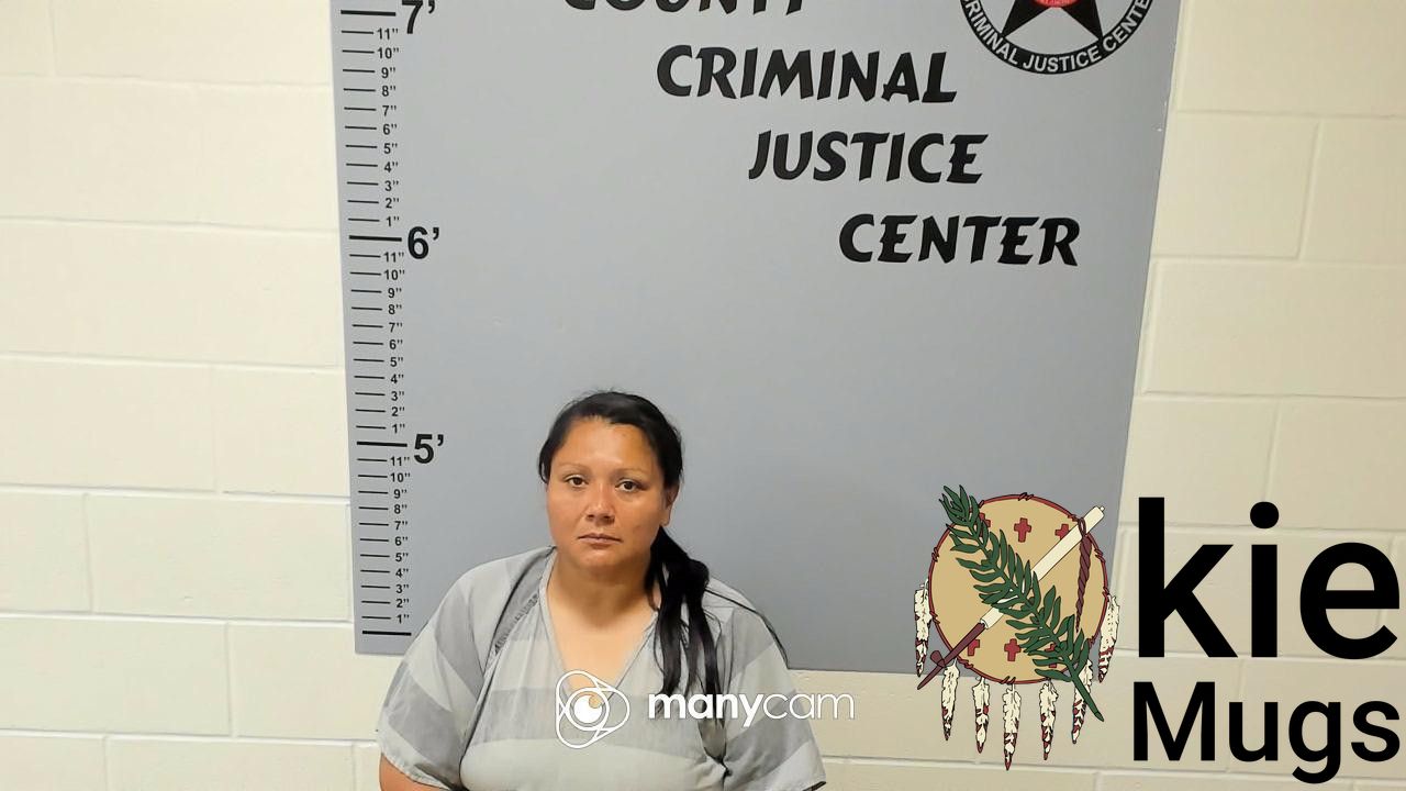 Booking photo of LAINA RAE BEAR