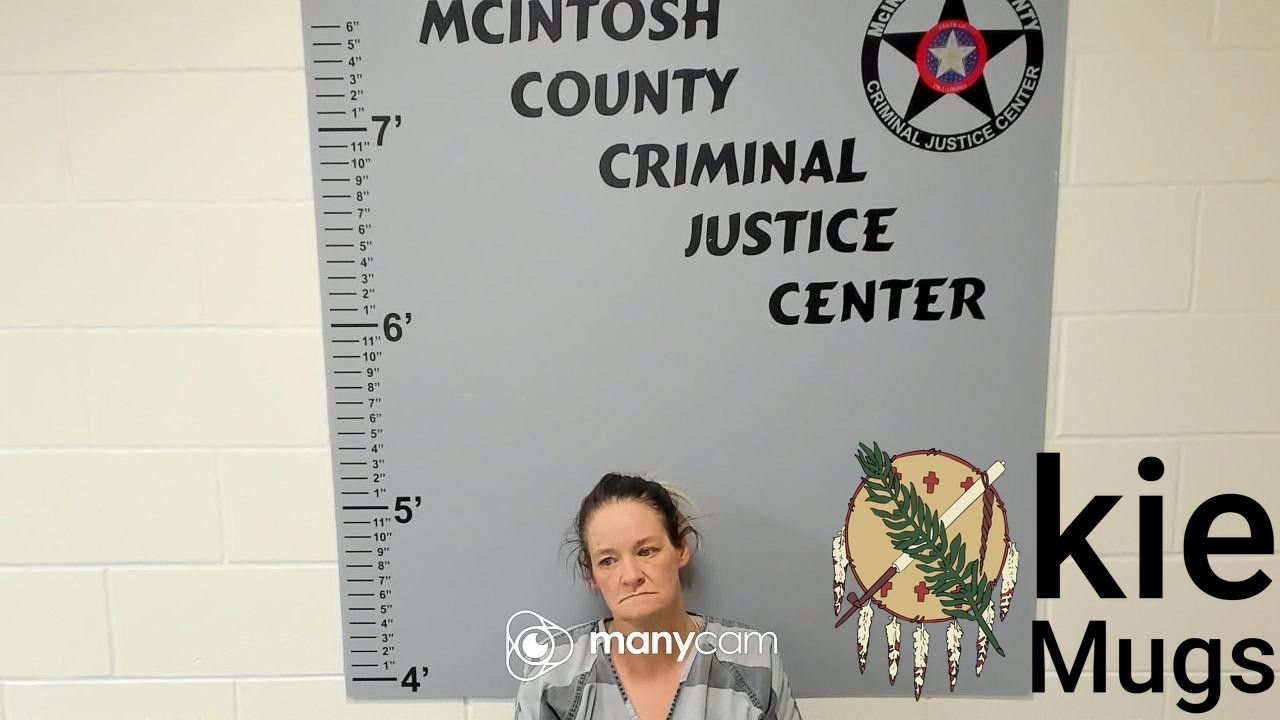 Booking photo of LAURA CORDRAY