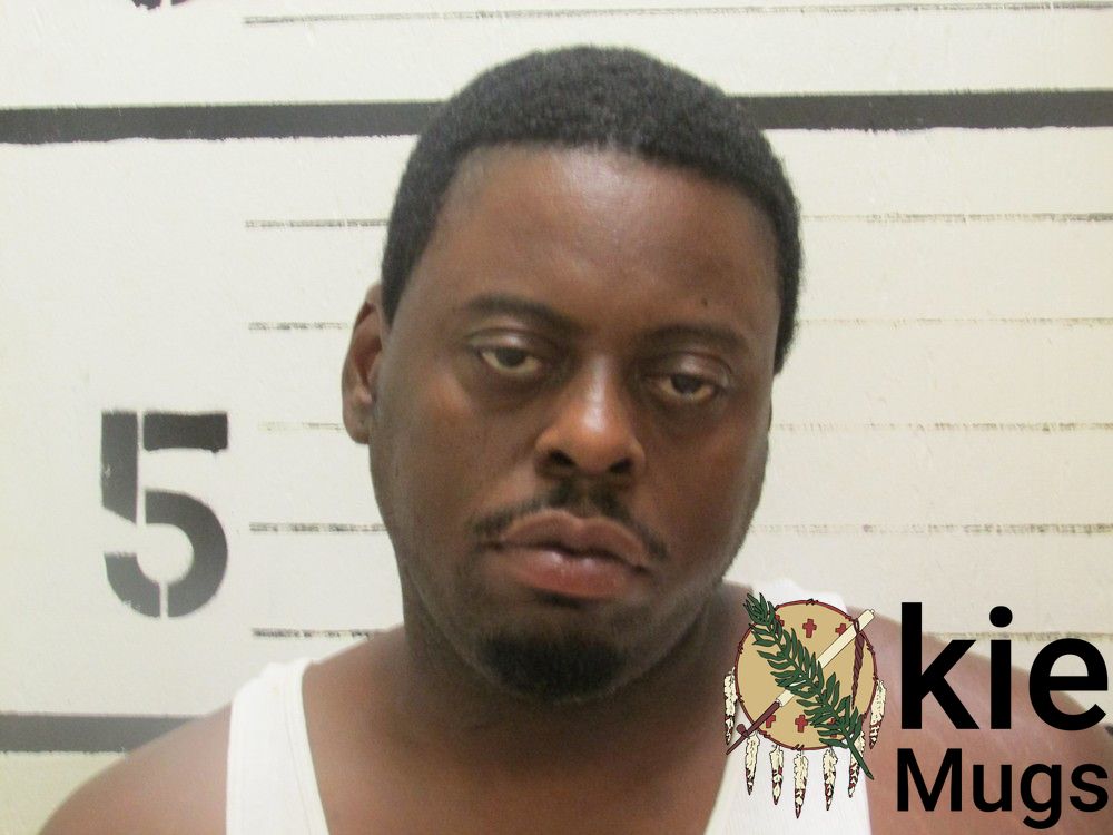 Booking photo of MARVIN JODELMA SMITH