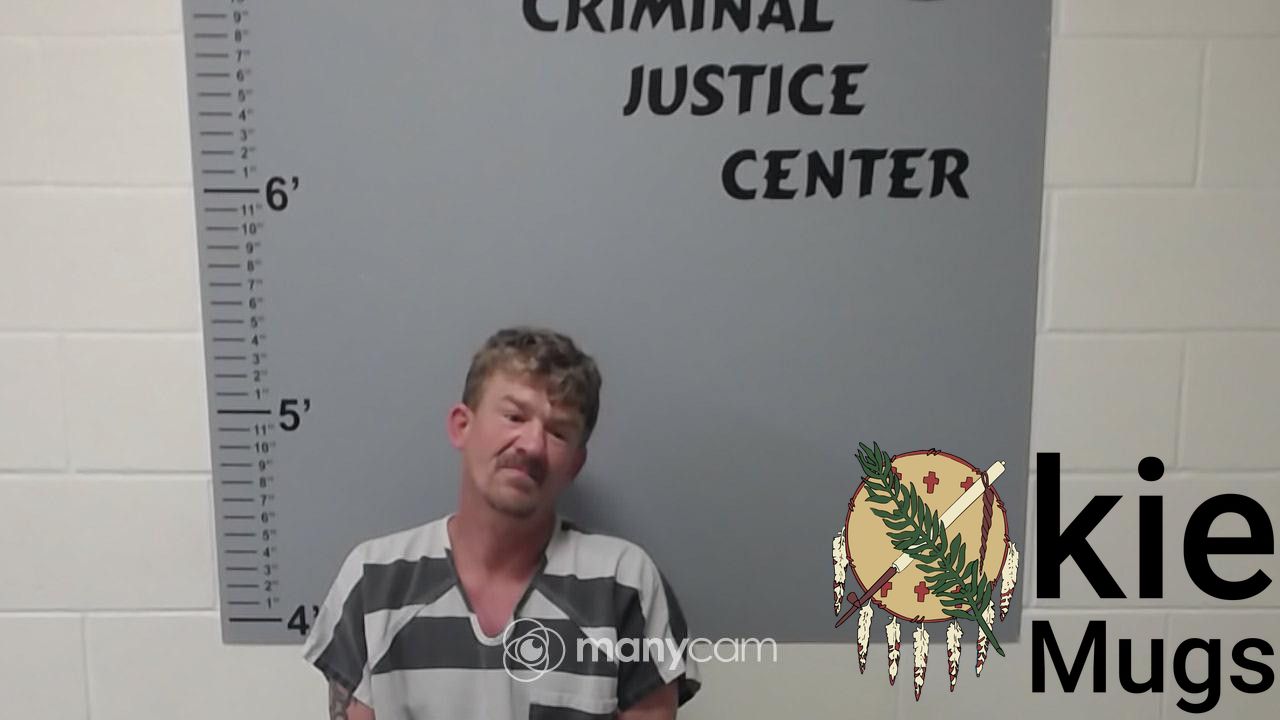 Booking photo of MATTHEW THOMPSON