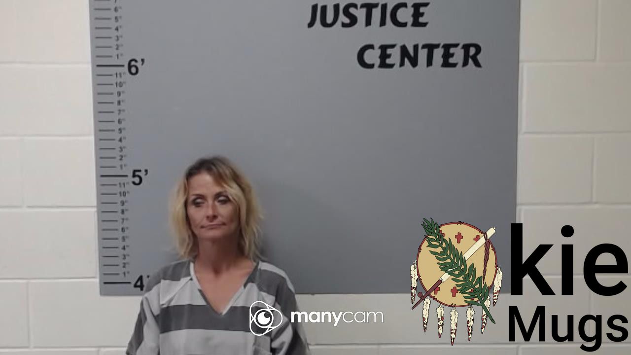 Booking photo of SHAWNNA RENA STROUP