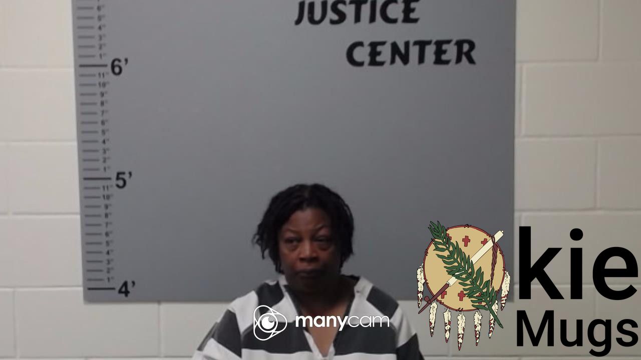 Booking photo of SHULANDA JENNINGS