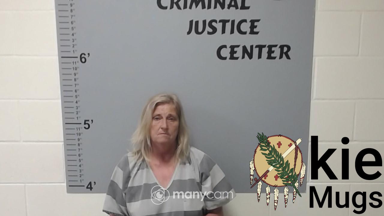 Booking photo of VICKIE ELAINE MANN