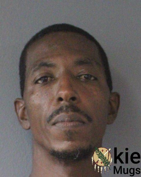 Booking photo of Laquan Cameron Rogers