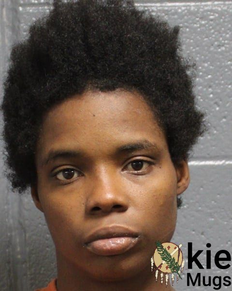 Booking photo of Arnetra Nicole Franklin