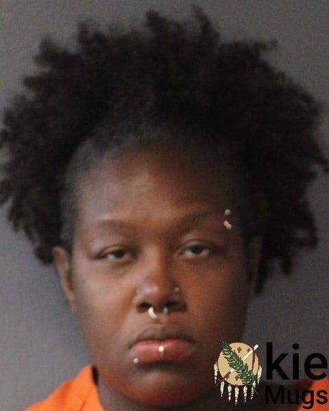 Booking photo of Dasheona Shabree Mason