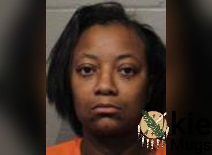 Booking photo of Darcus Renae Vann