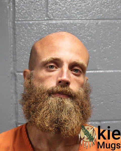Booking photo of Michael Andrew Holt